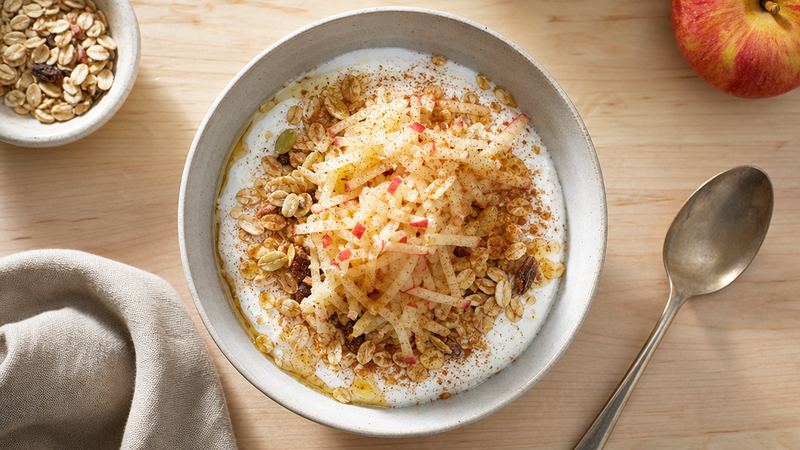 Muesli met kwark, appel en kaneel
